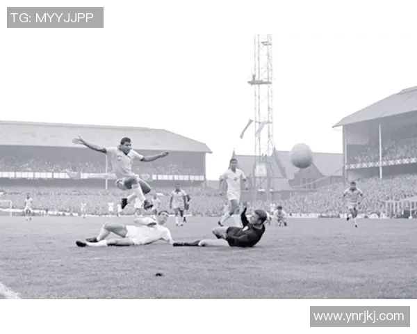 英格兰队在世界杯对阵巴拿马的精彩较量回顾与分析